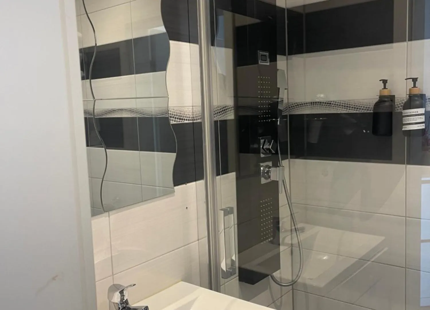 Tmj Apartment 2 Dusseldorf Germany